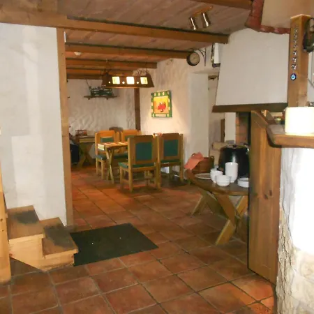 Hostel Caravan *